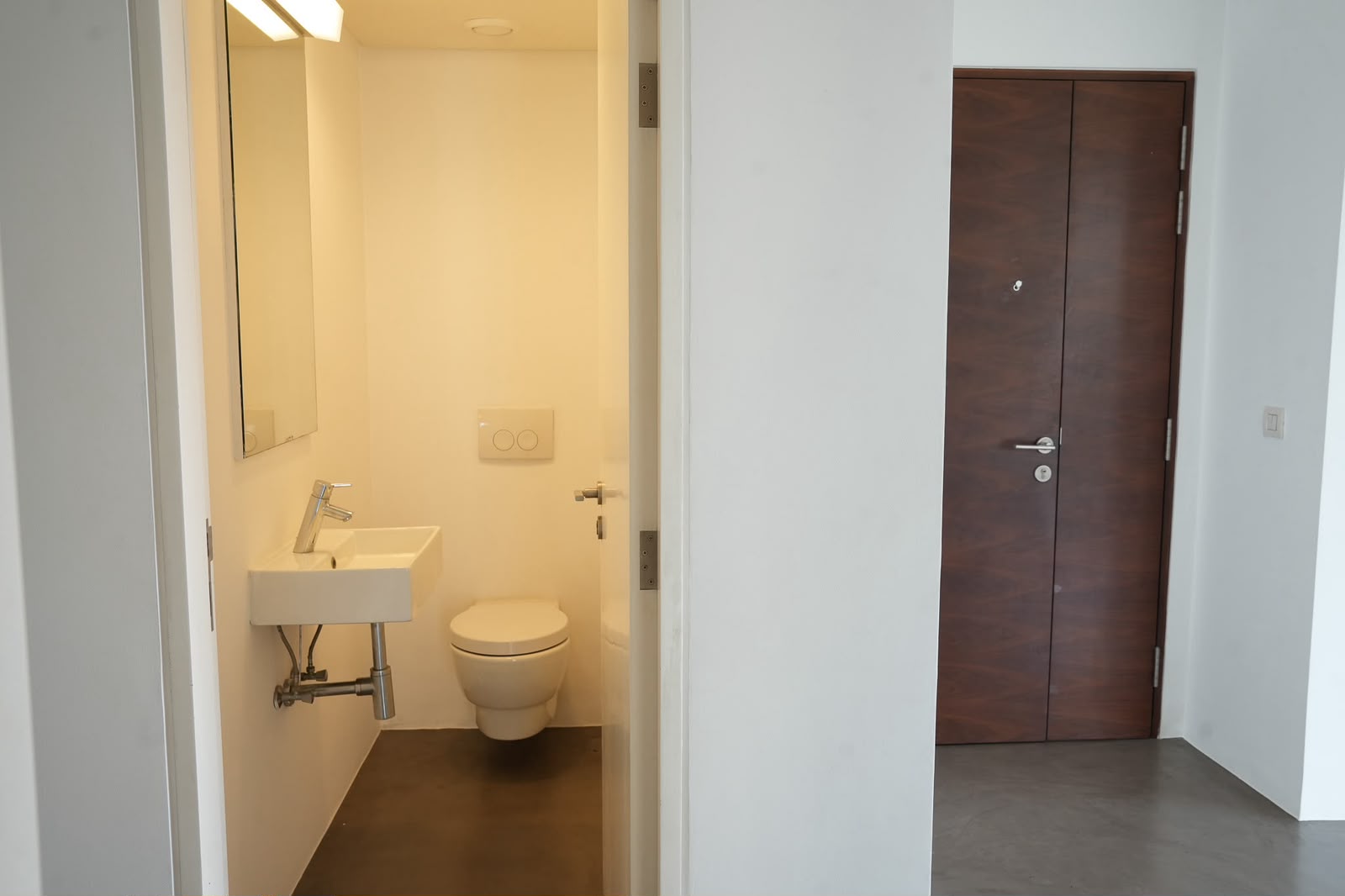 🏡 FULLY FURNISHED APARTMENT FOR RENT | PRIME ACHRAFIEH gallery image 1