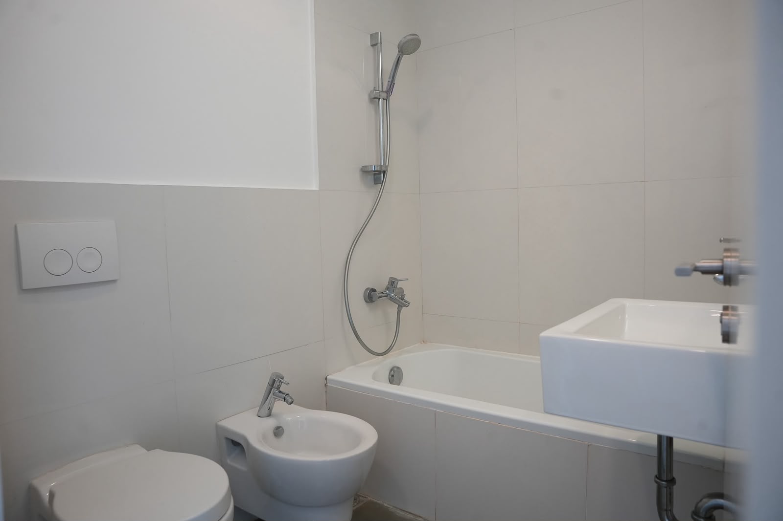 🏡 FULLY FURNISHED APARTMENT FOR RENT | PRIME ACHRAFIEH gallery image 2