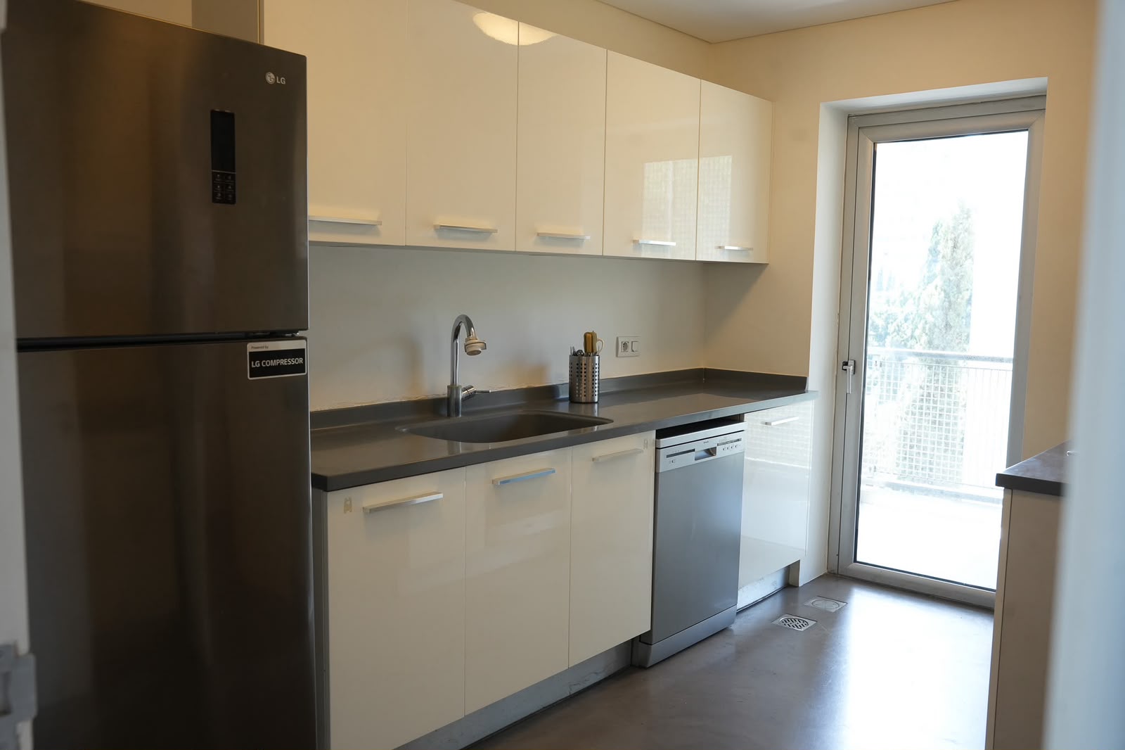 🏡 FULLY FURNISHED APARTMENT FOR RENT | PRIME ACHRAFIEH gallery image 6