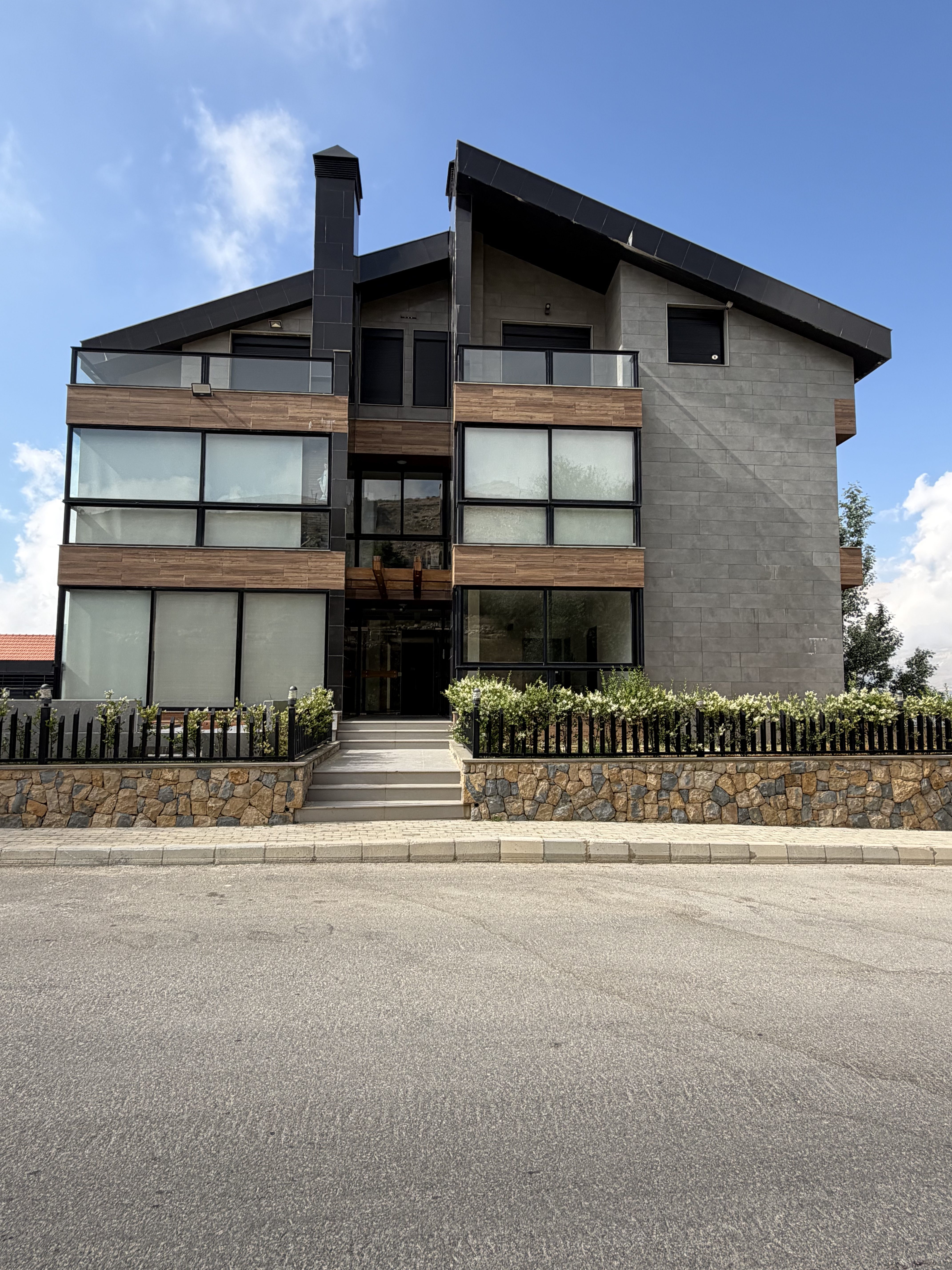 🏠CHALET FOR SALE | ZAAROUR