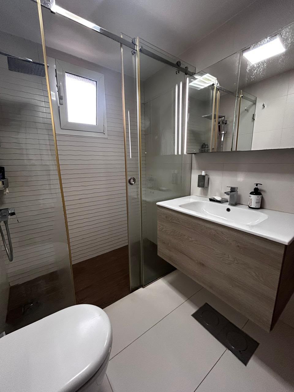 Apartment gallery image 6